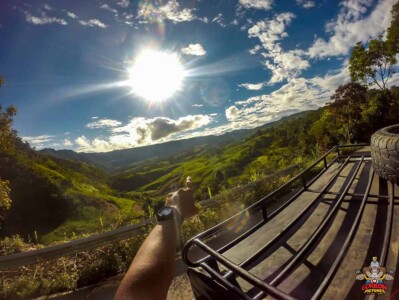 GAMBITA SANTANDER COLOMBIA, CASCADA LA HUMEADORA, CUEVA DEL CHOCO VIAJAR EN MOTO POR COLOMBIA