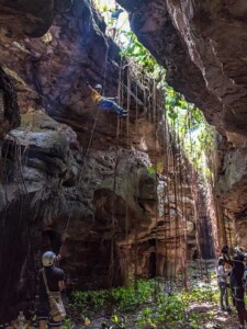 VIAJAR EN MOTO POR COLOMBIA - GUAVIARE VIAJAR EN MOTO POR COLOMBIA