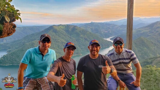 VIAJAR EN MOTO POR COLOMBIA - EMBALSE NORCASIA, AMANI, CALDAS VIAJAR EN MOTO POR COLOMBIA